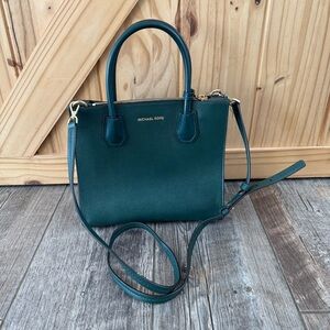 NWOT MK MERCER ACCORDION PEBBLE LEATHER TOTE